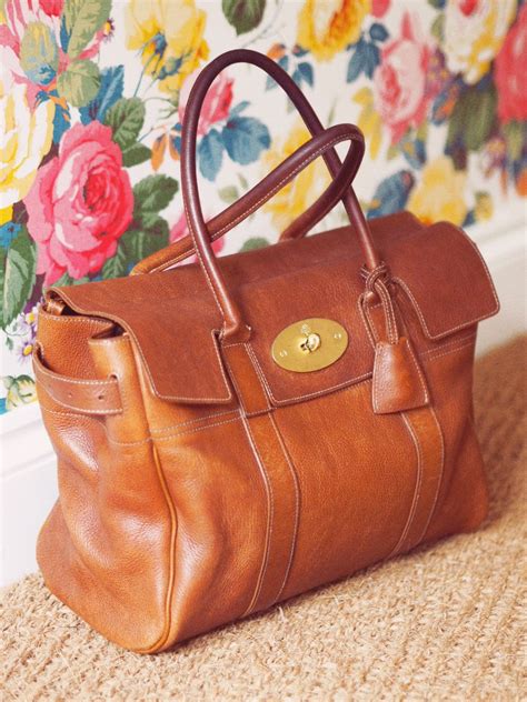 vintage mulberry bayswater bag.